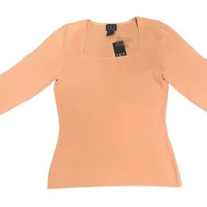 NWT INC International Concepts light peach size medium top